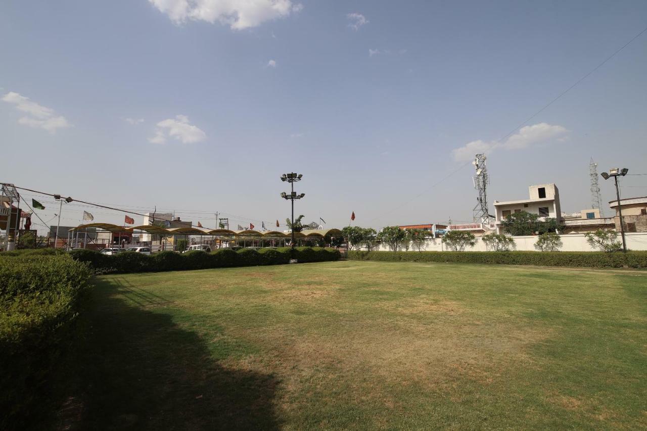 Hotel Deep Palace Jind Extérieur photo